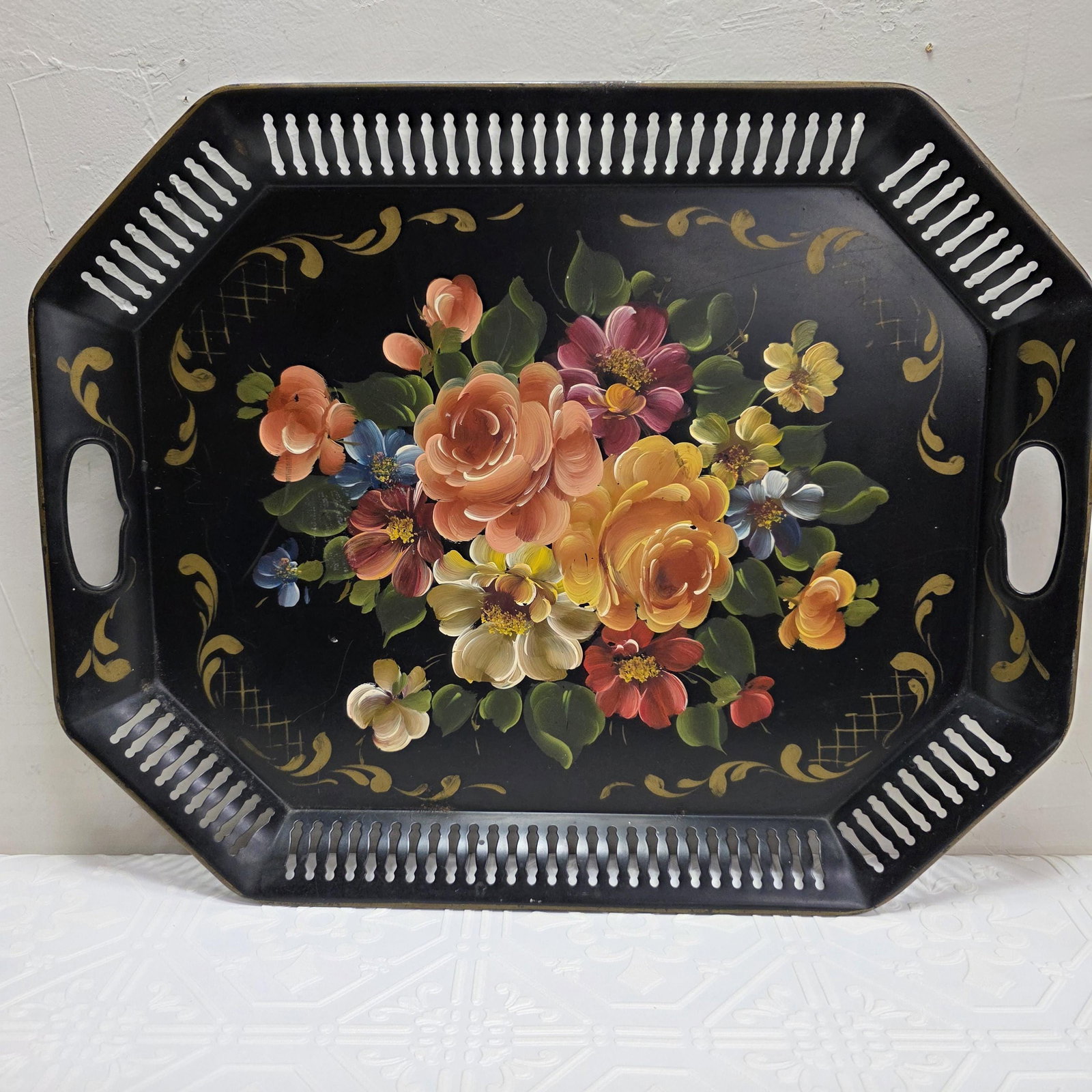 Art Gift Hand Painted Tole Tray, 1960s Philadelphia Collectible Floral Serving Tray, Vintage - 10