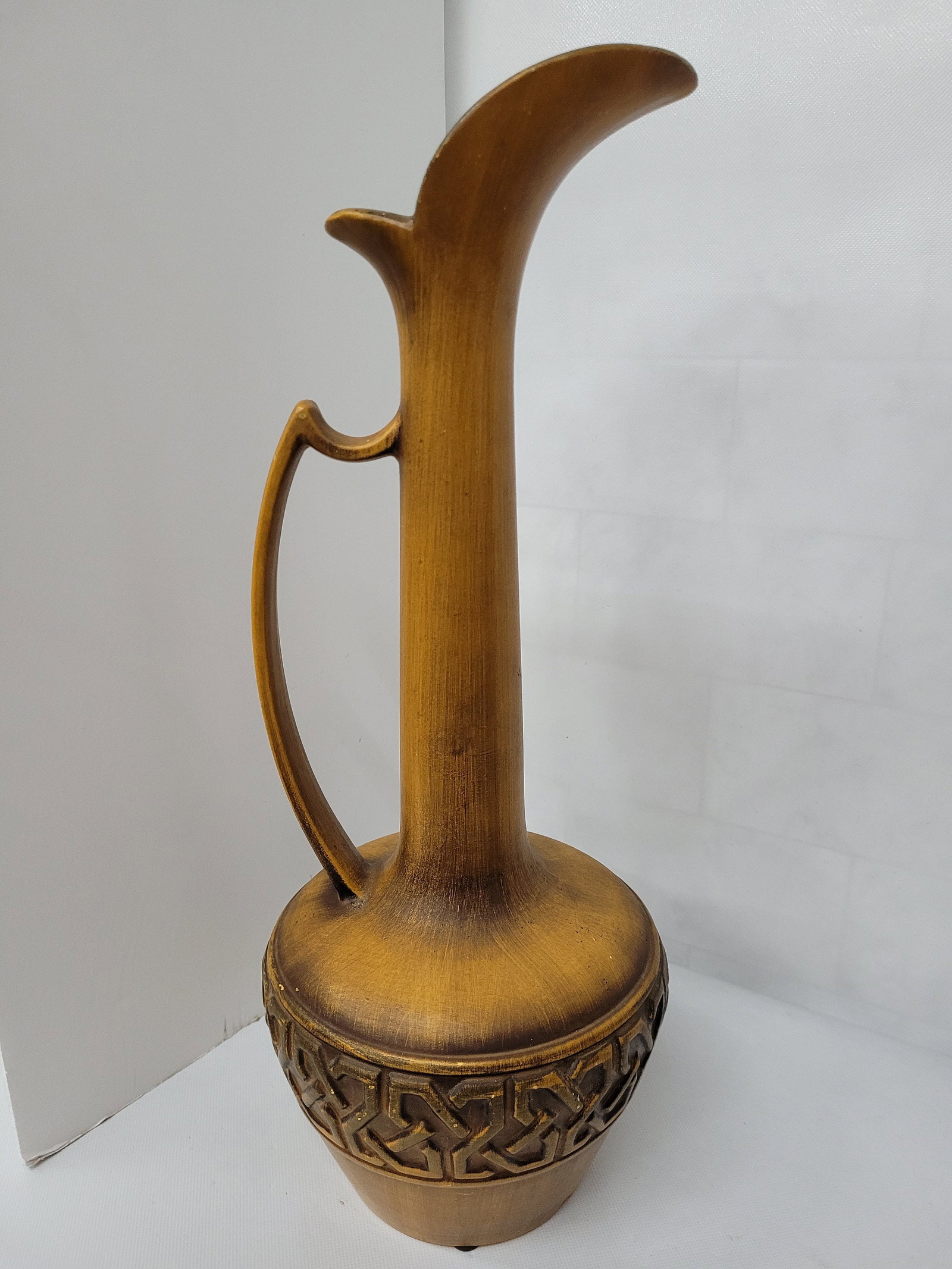 Set of 3 Royal Haeger Ewer Vases, Gold Ceramic Pottery Pitcher Set, Mid Century Old World Mantel - 2