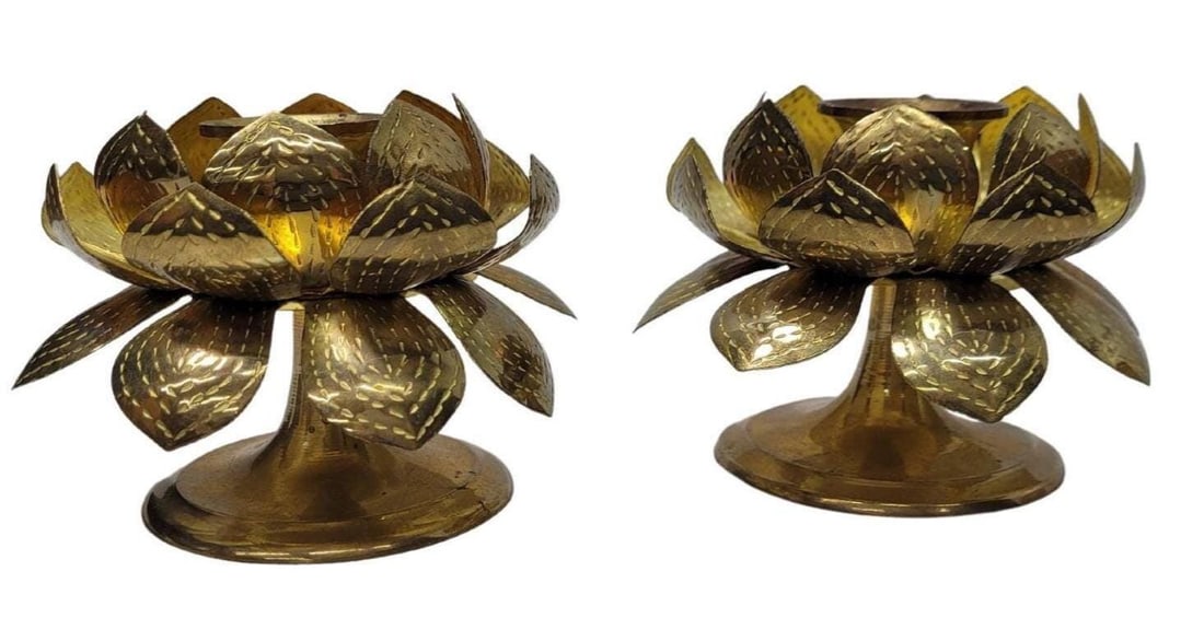 1970 Brass Lotus Candle Holders Pair Mid Century Brutalist Metal Flowers Hollywood Regency - 8
