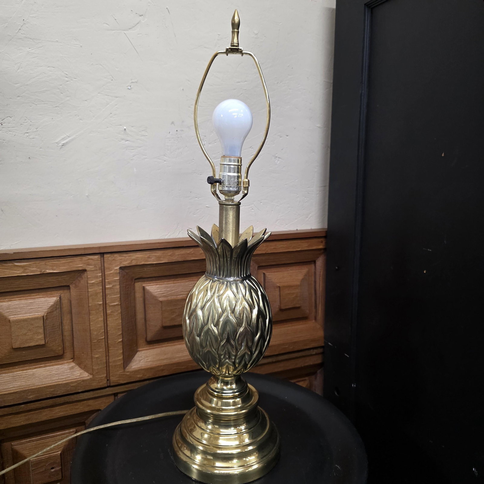 1980s Brass Pineapple Lamp Table Lighting, Palm Beach Chic Decor - 19
