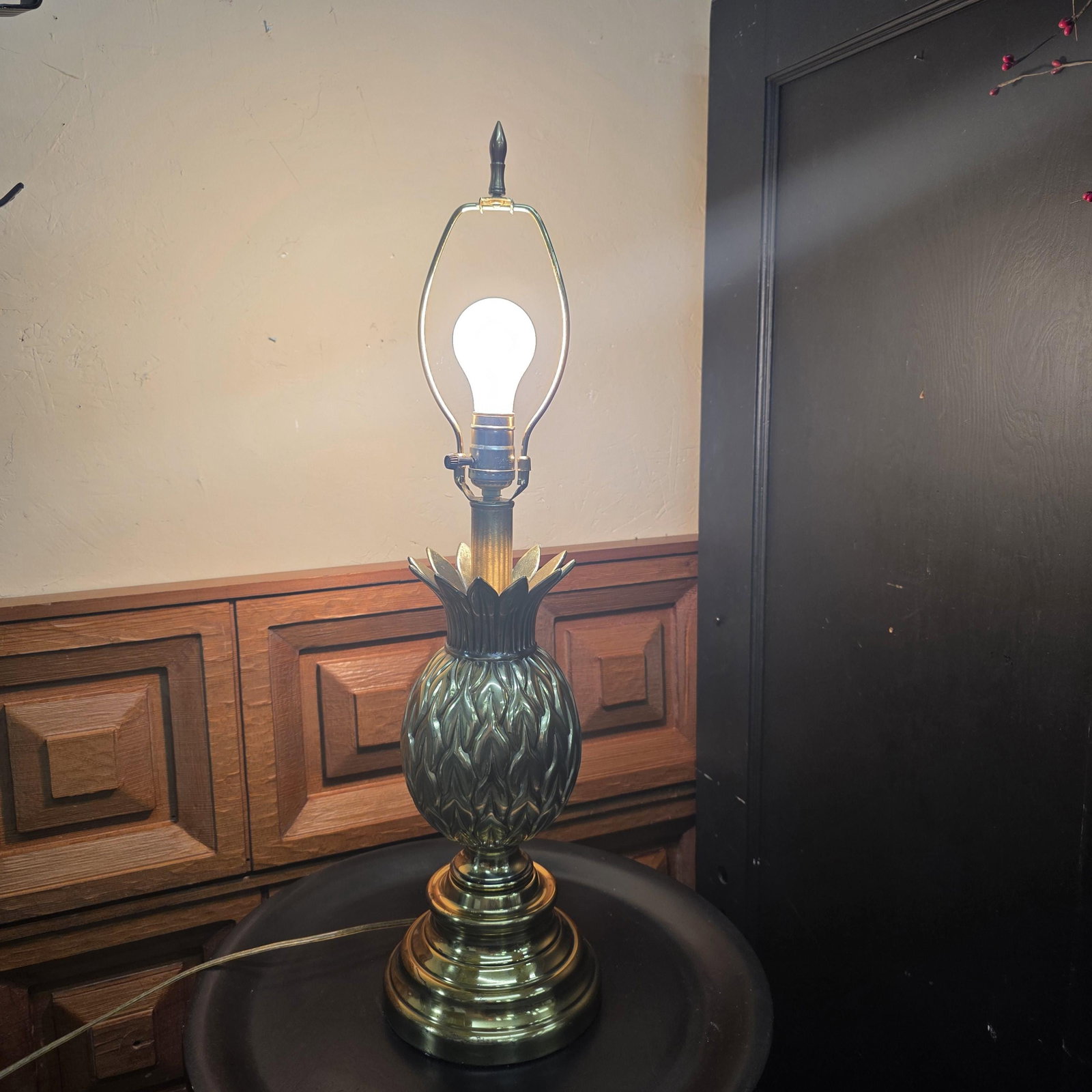 1980s Brass Pineapple Lamp Table Lighting, Palm Beach Chic Decor - 3