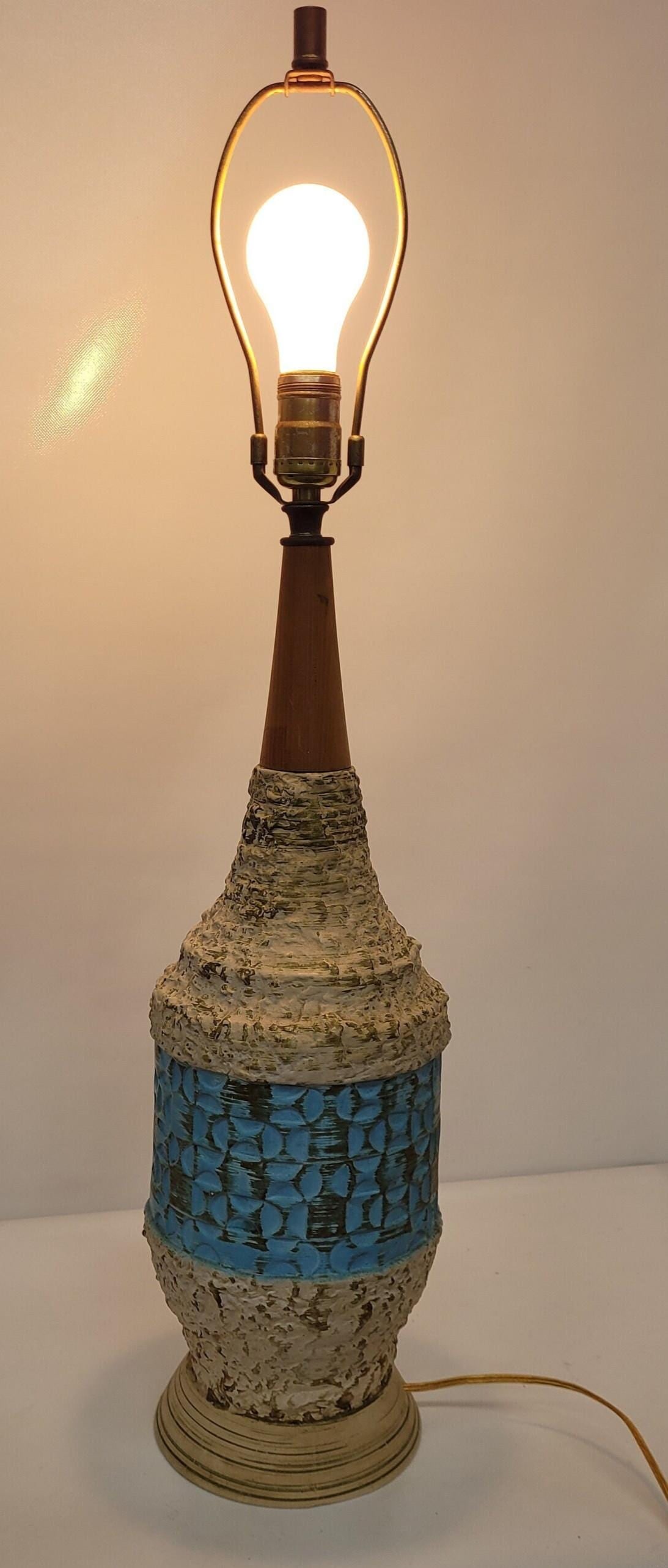 1960s Fat Lava Ceramic Lamp, MCM Walnut Neck, Atomic Drip Glaze Pottery - 3