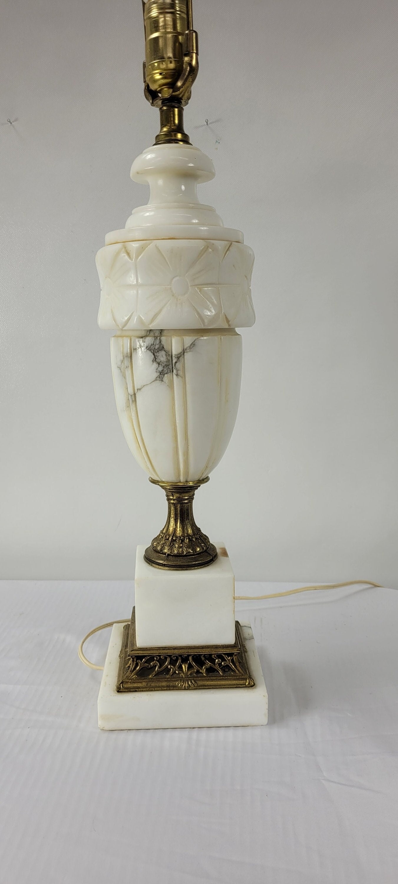 Vintage alabaster italian white marble tall table lamp urn vase Neoclassical Statement Decor - 4