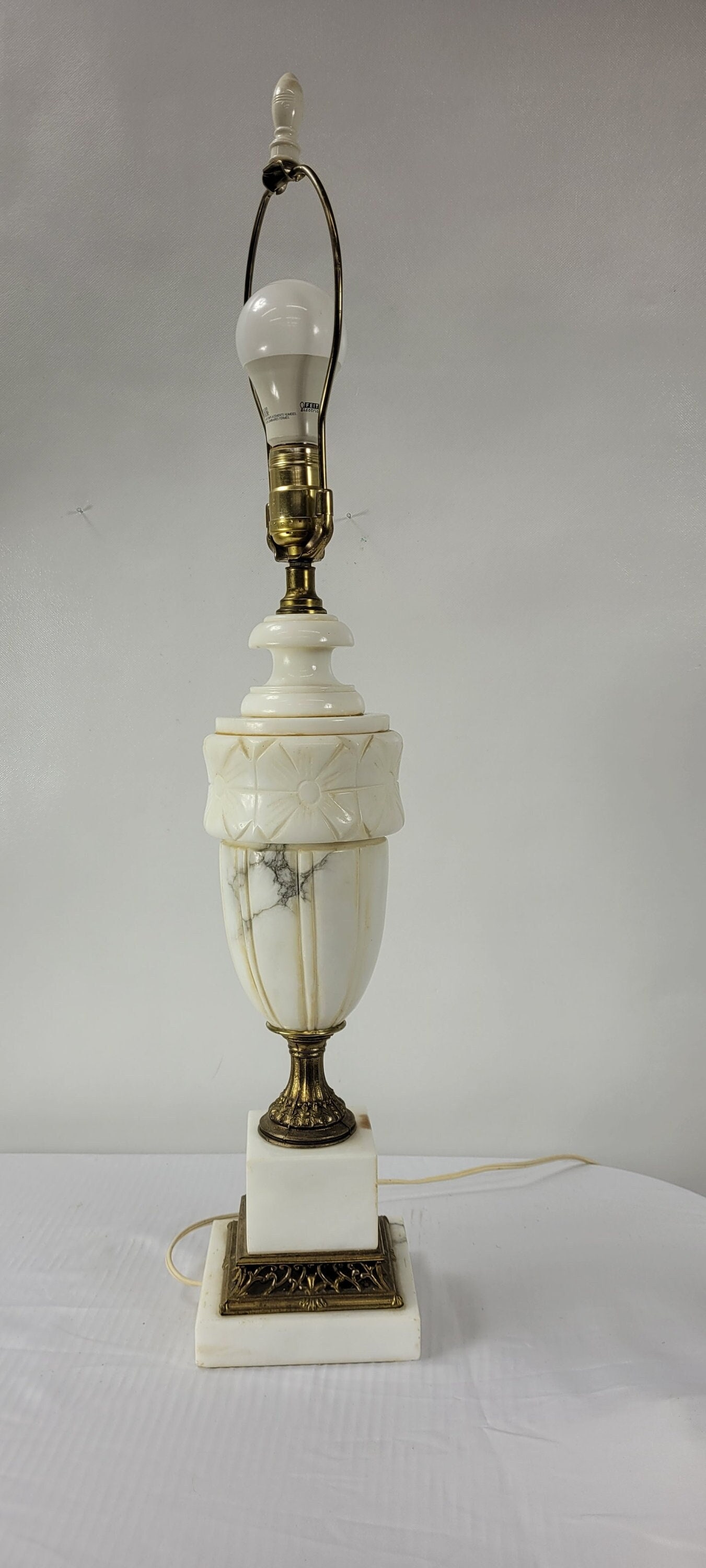 Vintage alabaster italian white marble tall table lamp urn vase Neoclassical Statement Decor - 8