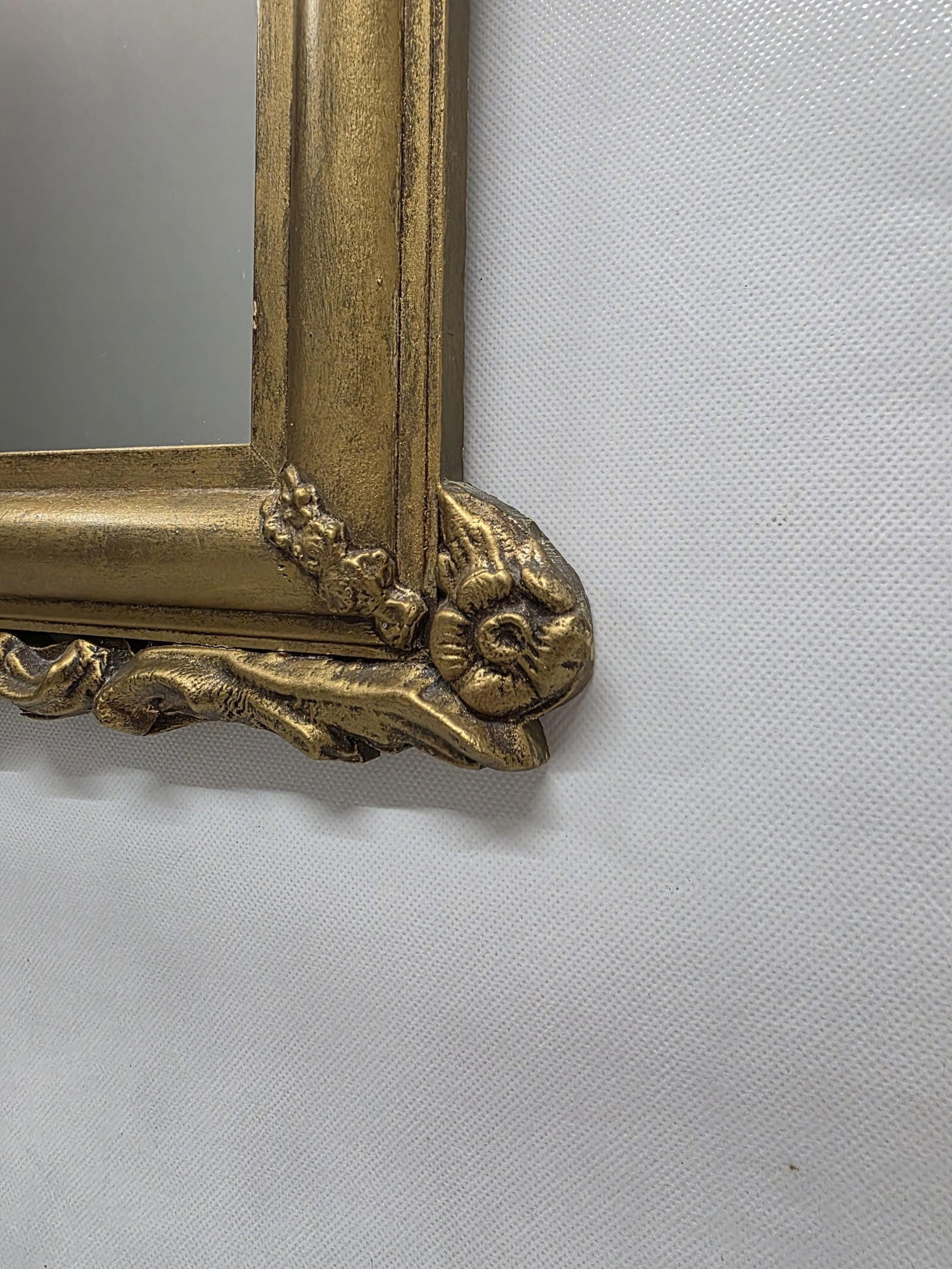 Hollywood Regency Wood Wall Mirror Gilded Shell Crest Frame, Dark Academia Baroque Mantel Decor - 10