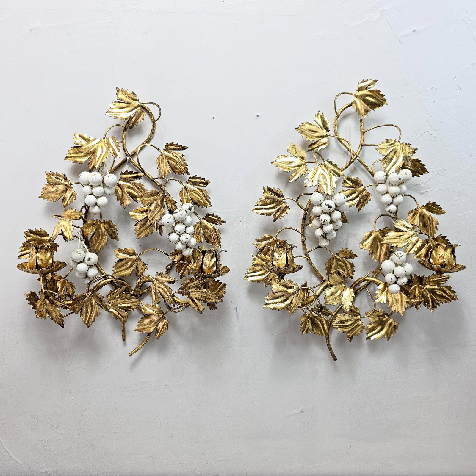 1960 Italian Wall Candle Holder Sconces a Pair Tole Florentine Gold Gilt Hollywood Regency (1 of 14)