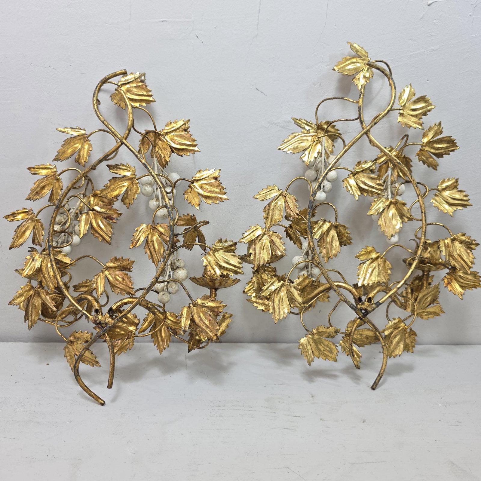 1960 Italian Wall Candle Holder Sconces a Pair Tole Florentine Gold Gilt Hollywood Regency - 6