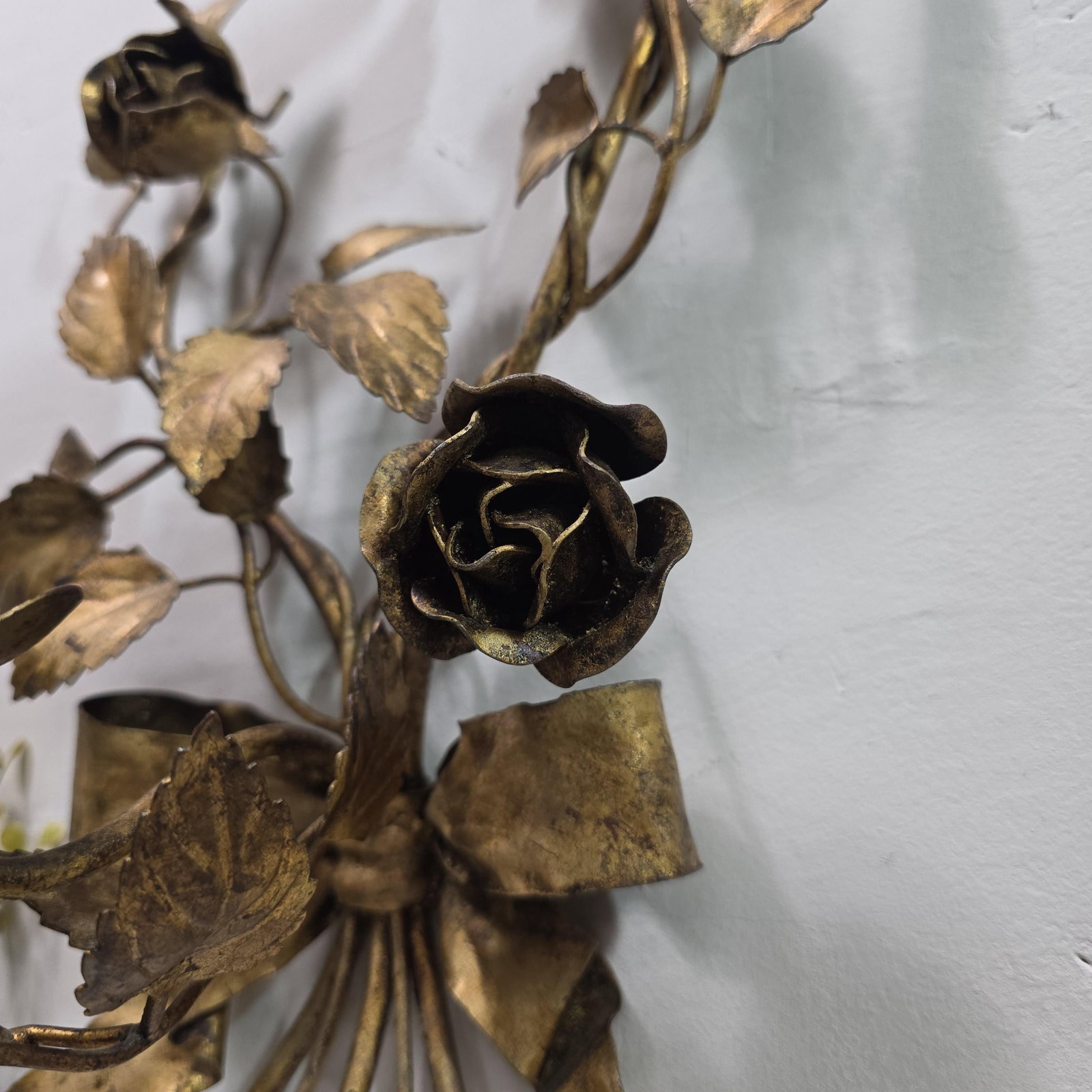 Italian Wall Sconce Candle Holder Roses & Bow Bouquet Hollywood Regency Italian Tole Floral Taper - 13