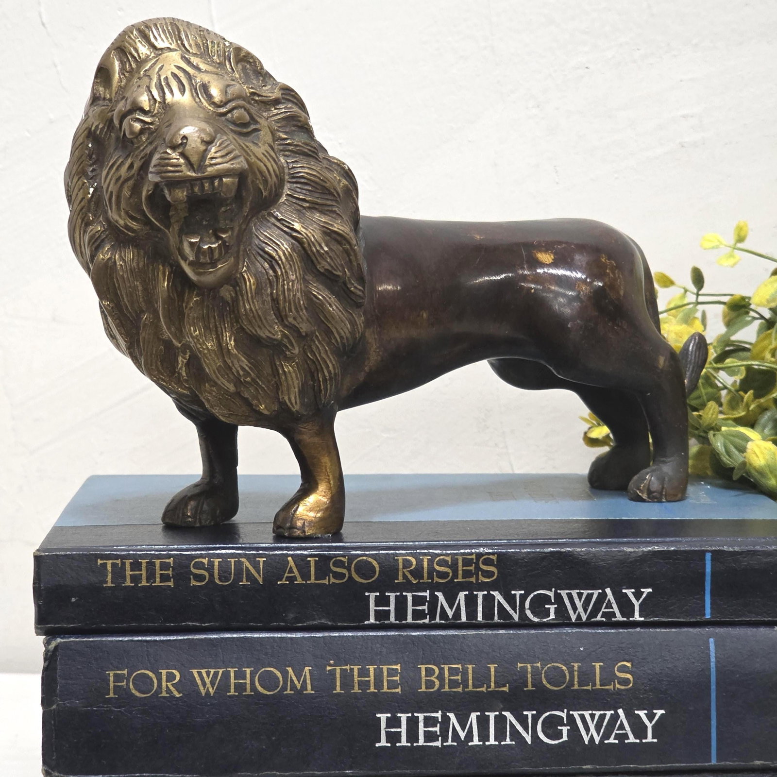 1980 Brass Lion Figurine, Safari Decor Hollywood Regency Mantel Accent (1 of 15)