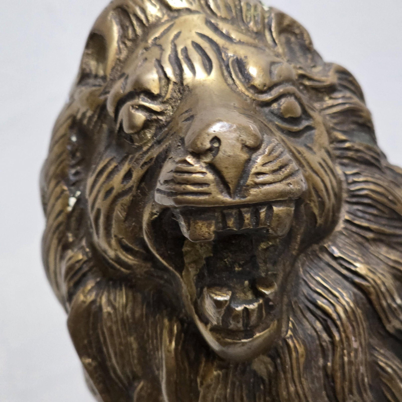 1980 Brass Lion Figurine, Safari Decor Hollywood Regency Mantel Accent - 3