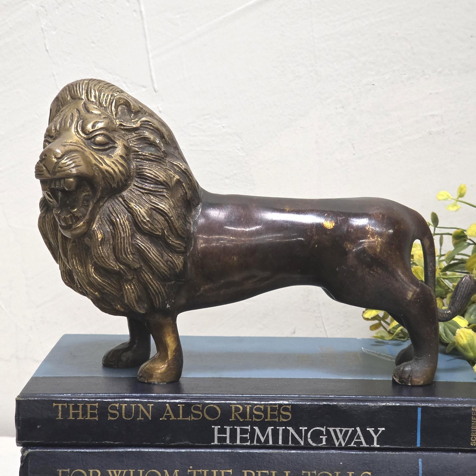 1980 Brass Lion Figurine, Safari Decor Hollywood Regency Mantel Accent - 7