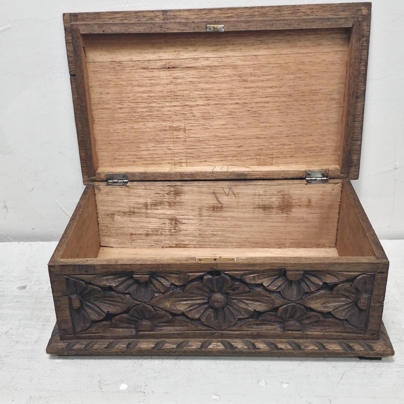 Carved Floral Wood Keepsake Box, Vintage Folk Art Trinket Chest - 3