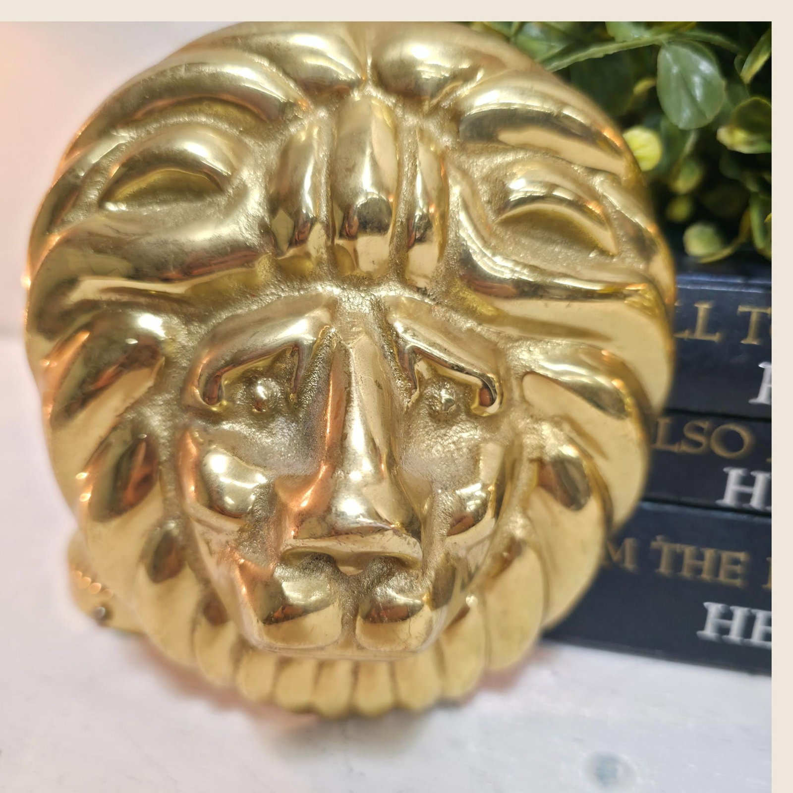 Vintage Brass Lion Head Hardware Medallion Gold Curtain Holders Hollywood Regency - 5