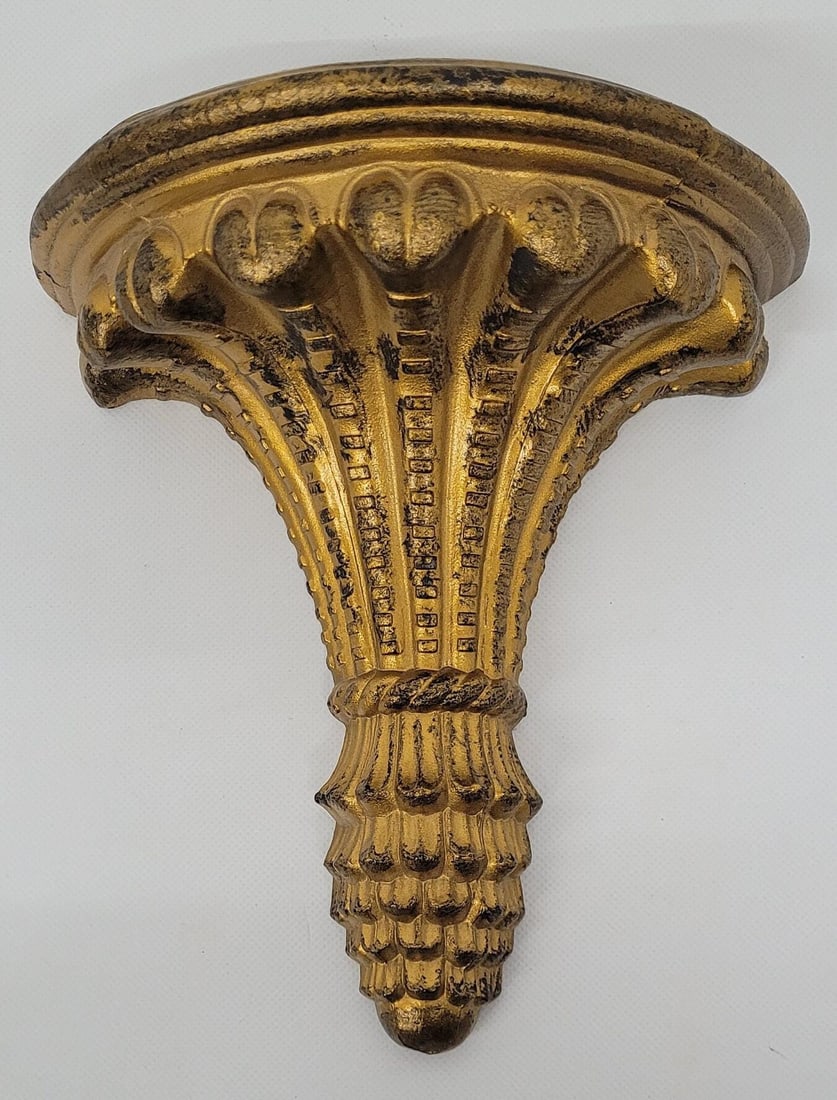 1960s Gilt Wall Bracket Sconce, Hollywood Regency Gold Metal Display Shelf - 6