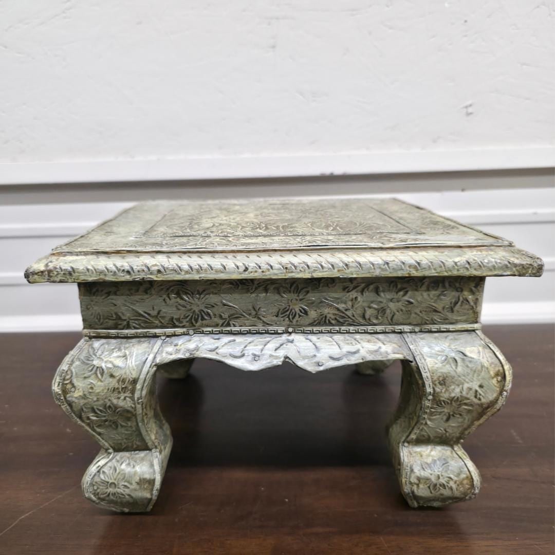 Vintage Brass Embossed Plant Stand, Indian Bajot Table, Floral Repoussé, 12" - 2
