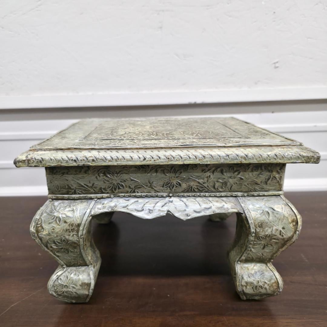 Vintage Brass Embossed Plant Stand, Indian Bajot Table, Floral Repoussé, 12" - 5