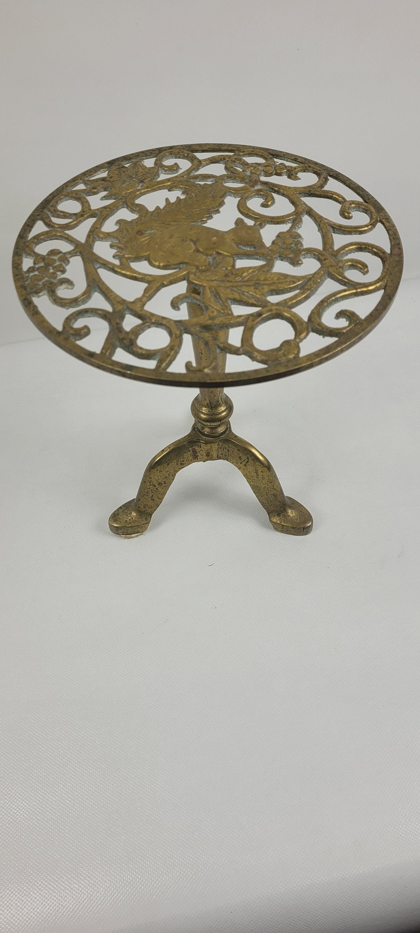 Vintage Brass Riser Plant Holder Squirrel Motif Stand, Store Display English Cottage Victorian Style - 12