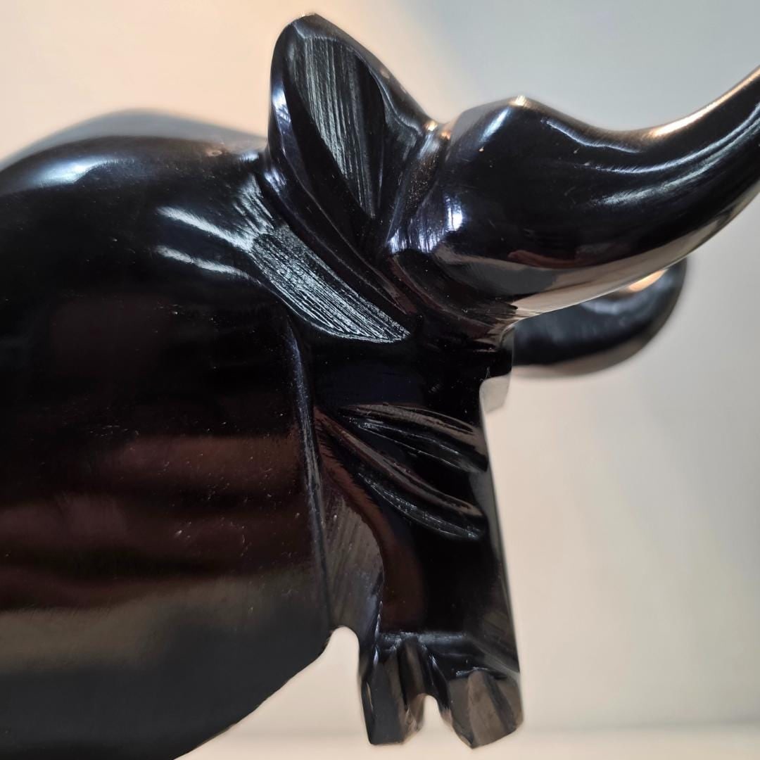 Vintage Hand-Carved Black Stone Bull Sculpture, Mid-Century Modern Decor - 6
