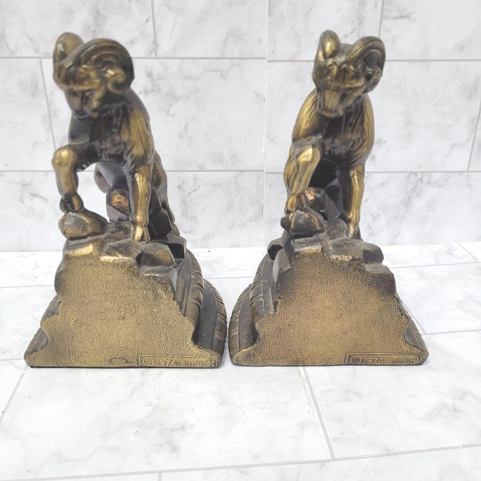 1974 Gold Ram Bookends 1974 Metal Gilt Pair Hollywood Regency Library Office Decor Aries Park - 2