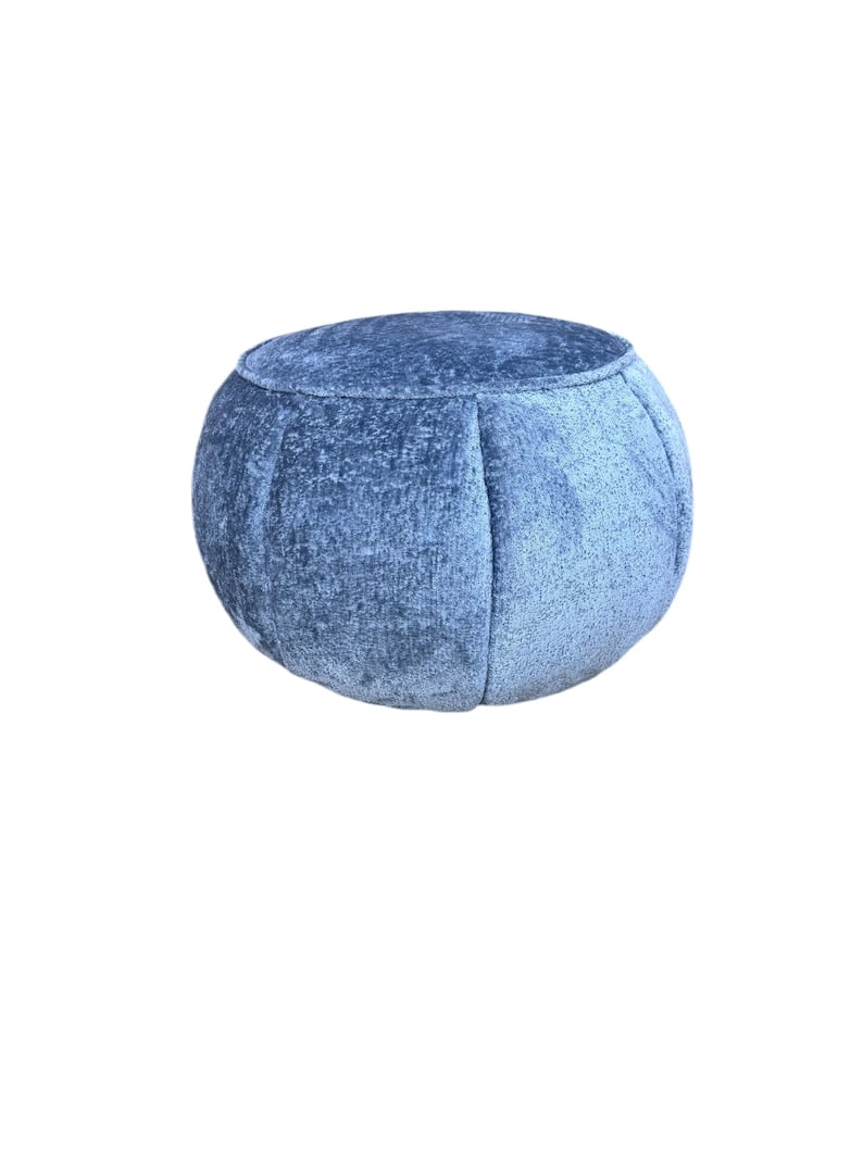 Postmodern Italian Ottoman by Arper Newly Reupholstered: Thank you Postmodern Italian Ottoman by Ichiro Iwasaki for Arper Italy Newly Reupholstered in a Blue Chenille Its sleek design and high-quality craftsmanship make it a perfect addition to any modern i