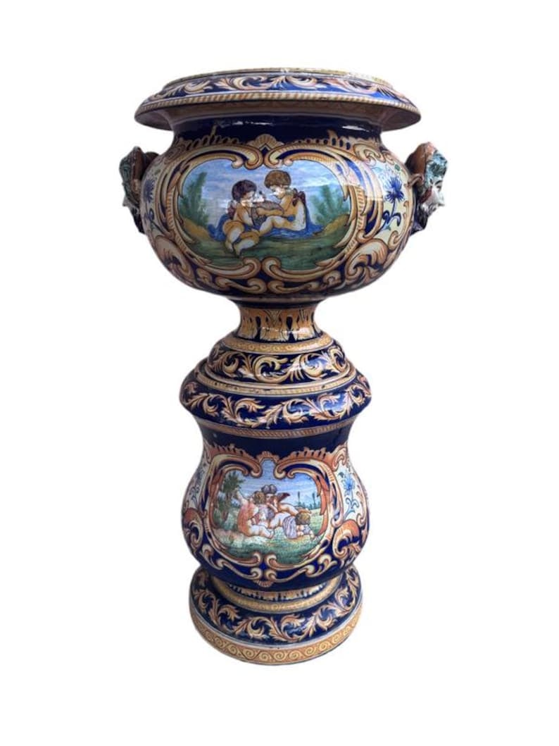 Antique French Montagnon Nevers Majolica Jardinière on Pedestal: Antique 19th Century French Montagnon Nevers Majolica Jardinière on Pedestal Exceptional 19th century French majolica jardinière on pedestal, produced by Antoine Montagnon for the Nevers fai