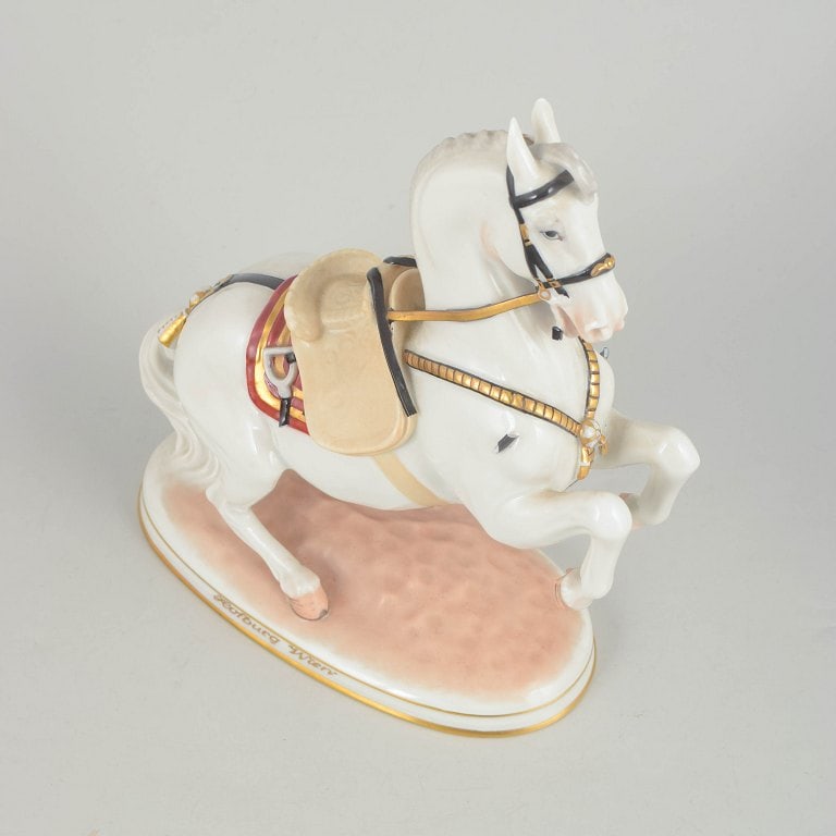 Augarten Vienna, Austria. Porcelain horse figurine with saddle and harness "Hofburg". Approx. - 3