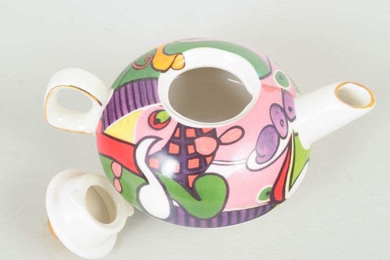 Europe. Picasso teapot. Late 20th century. - 3