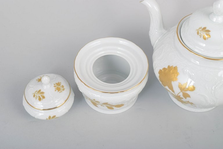 Rosenthal, Germany. Classic Rose porcelain teapot, heater/warmer, and sugar bowl with gilded rose - 3