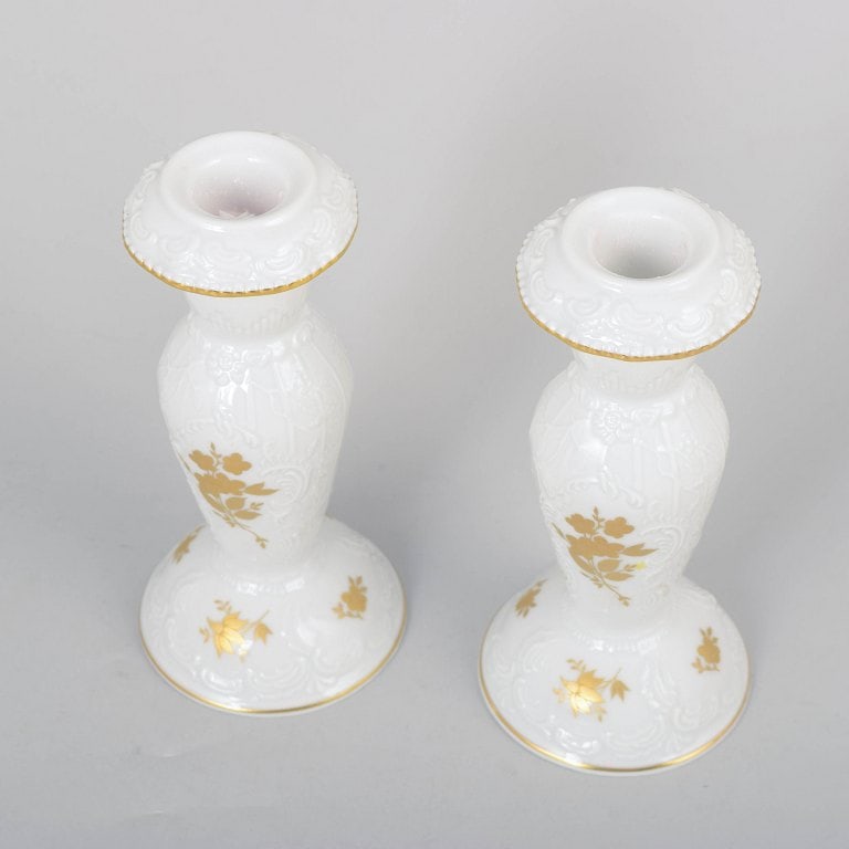 Rosenthal, Germany. Classic Rose pair of porcelain candlesticks with gilded rose motifs. Mid-20th - 2