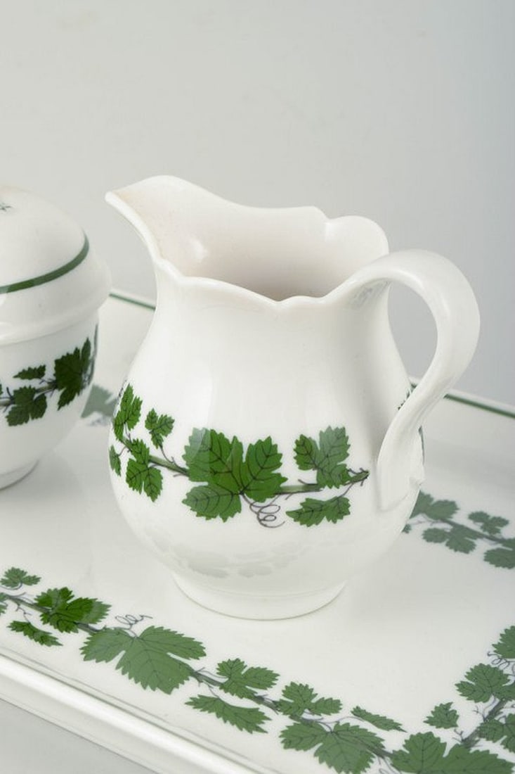 Meissen, Germany. Green Vine-Leaf Pattern porcelain tray with cream jug and sugar bowl. 20th - 2
