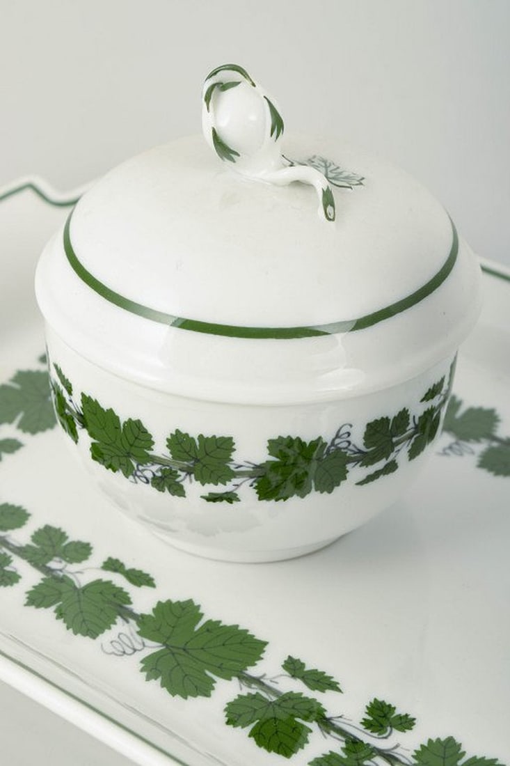 Meissen, Germany. Green Vine-Leaf Pattern porcelain tray with cream jug and sugar bowl. 20th - 3