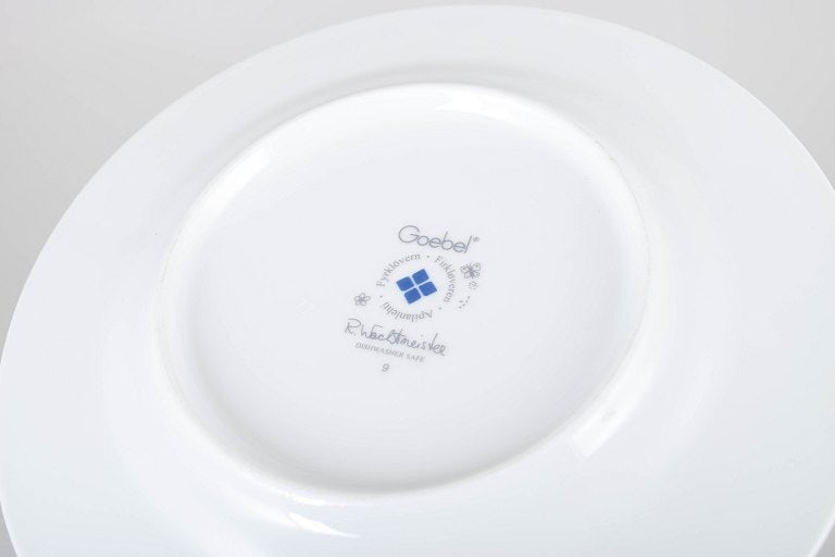Rosina Wachtmeister for Goebel, Germany. Set of four porcelain plates with colourful cat motifs. - 5