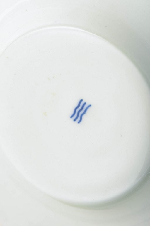 Royal Copenhagen, Denmark. Porcelain perfume burner with lid with floral bouquets motifs. Mid-19th - 4