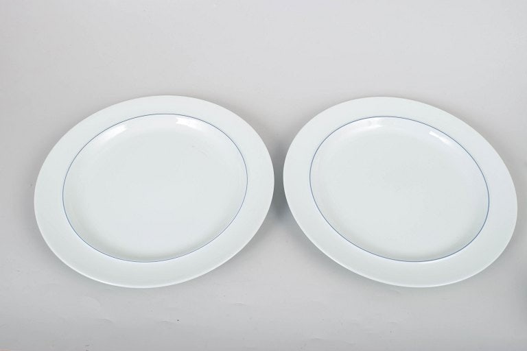 Grethe Meyer for Royal Copenhagen, Denmark. Two Blue Line porcelain dinner plates. Approx. 1990s. - 2