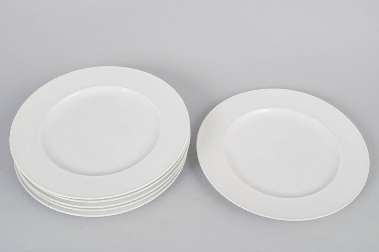 Tapio Wirkkala for Rosenthal Studio-Line, Germany. Set of six porcelain lunch plates with minimalist - 2