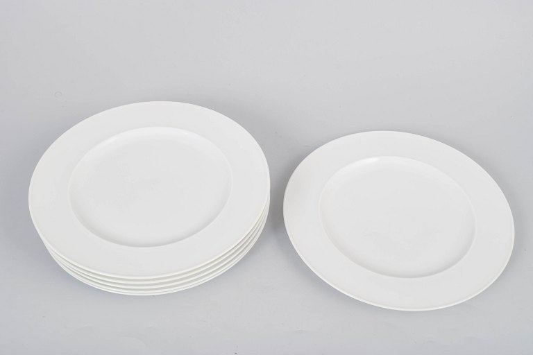 Tapio Wirkkala for Rosenthal Studio-Line, Germany. Set of six porcelain lunch plates with minimalist - 2