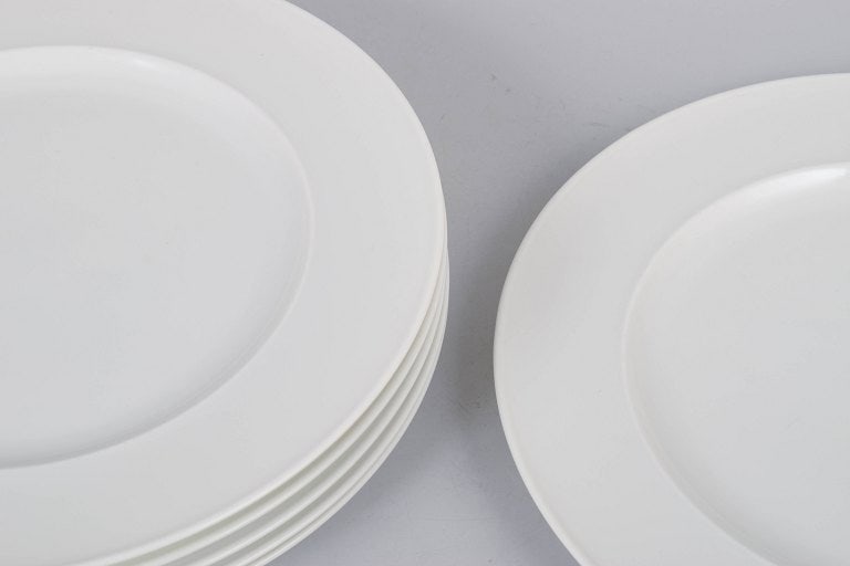 Tapio Wirkkala for Rosenthal Studio-Line, Germany. Set of six porcelain lunch plates with minimalist - 3