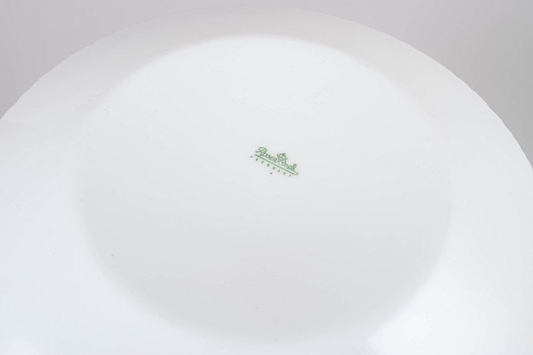 Tapio Wirkkala for Rosenthal, Studio-Line, Germany. Large porcelain tureen with organic form. - 4