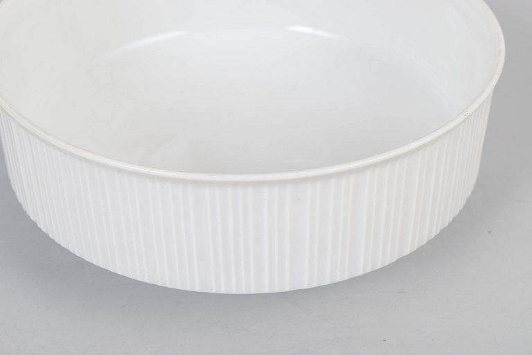Tapio Wirkkala for Rosenthal, Germany. Studio-Line, porcelain bowl with organic form. Approx. 1980s. - 3