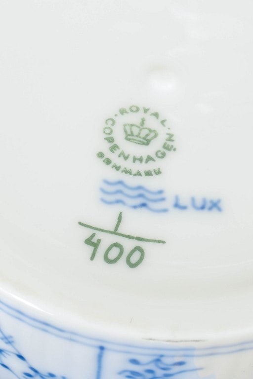 Royal Copenhagen, Denmark. Blue Fluted Plain sugar bowl in porcelain. Approx. 1970s. - 4