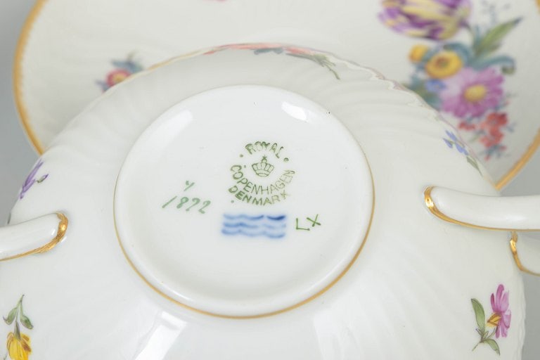 Royal Copenhagen, Denmark. Saxon flower, set of four porcelain bouillon cups with saucers with - 4