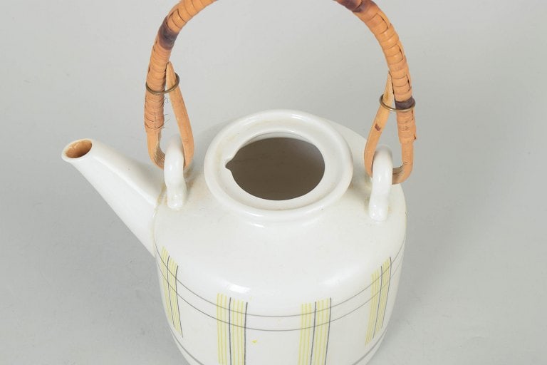 Rörstrand, Sweden. Grace porcelain and rattan teapot with cylindrical form and graphic - 2