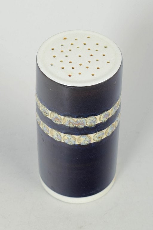 Inge-Lise Koefoed for Royal Copenhagen, Denmark. Cylindrical porcelain sugar shaker with blue glaze. - 2