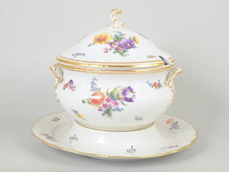 Royal Copenhagen, Denmark. Saxon flower, large tureen with stand with floral decoration and gilded (1 of 5)