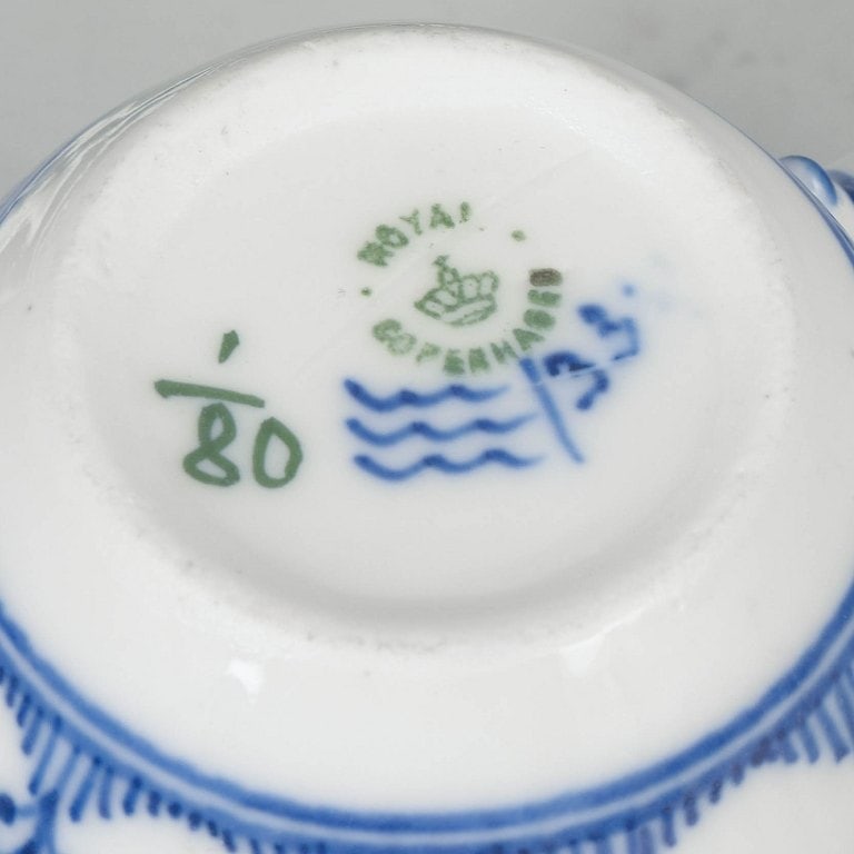 Royal Copenhagen, Denmark. Blue Fluted Plain, set of six coffee cups with matching saucers with - 4