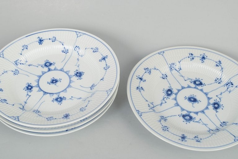 Royal Copenhagen, Denmark. Blue Fluted Plain, set of four porcelain dinner plates with cobalt blue - 2