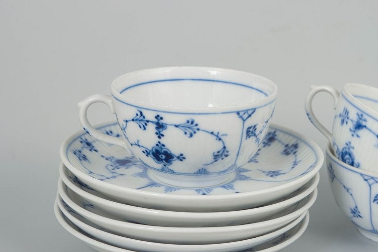 Royal Copenhagen, Denmark. Blue Fluted Plain, set of five porcelain coffee cups with matching - 3