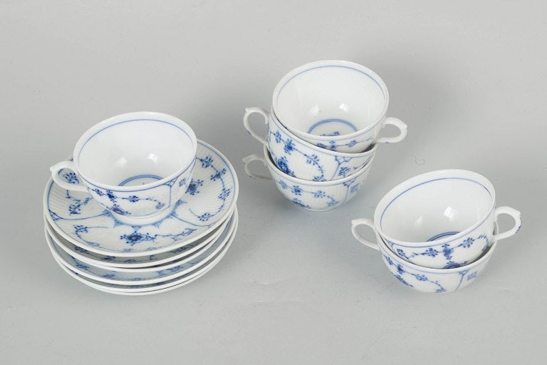 Royal Copenhagen, Denmark. Blue Fluted Plain, set of six coffee cups with matching saucers with - 2