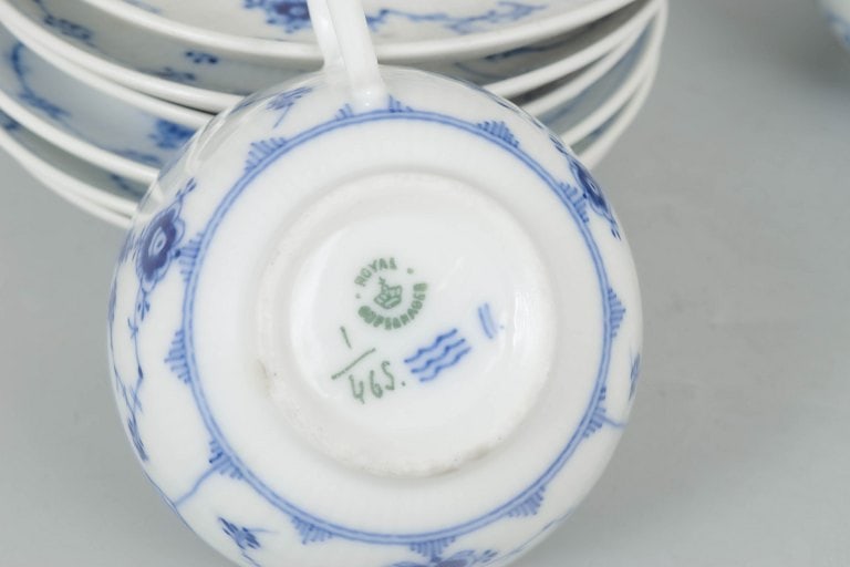 Royal Copenhagen, Denmark. Blue Fluted Plain, set of six coffee cups with matching saucers with - 5