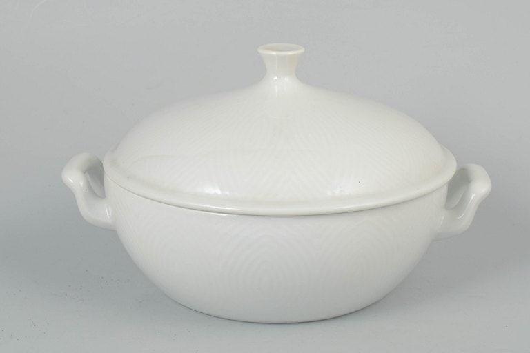 Axel Salto for Royal Copenhagen, Denmark. Porcelain lidded tureen. Approx. 1960s. (1 of 4)